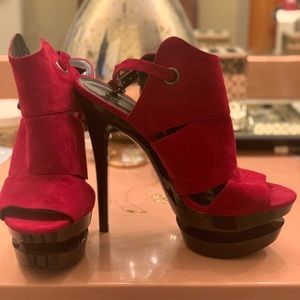 Platform stilettos